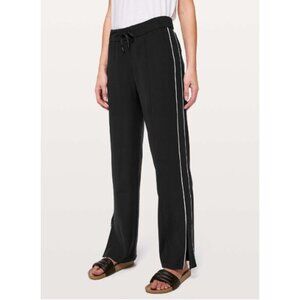 Lululemon On the Right Track Pants Black w Ivory stripe Women's Size 12 GUC